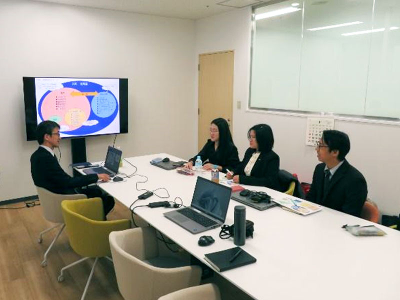 社内インターン